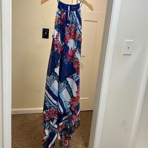 Never worn still has the tag on it with buttons